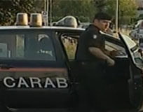 Riducono in povertà un anziano, arrestati