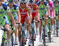 Conegliano: passa il Giro, chiudono le scuole