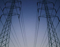 Folgorato su un traliccio, grave un trentenne