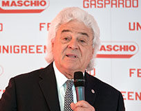 Maschio si spara: forse preoccupazioni economiche