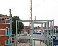 Nuova ala del Santa Chiara, è polemica