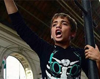 Solidarietà profughi: scalzi, in marcia, al Lido