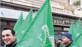 Tanto rumore per nulla. Il corteo antidegrado ne richiama solo 60