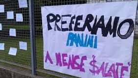Mense e cucine deserte. Senza lavoratori non si mangia