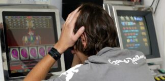 Stop alle slot. Troppi bambini malati di gioco