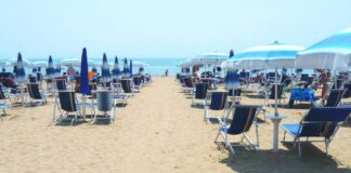 Rivoluzione a Jesolo. Ora gli ombrelloni si aprono col cellulare