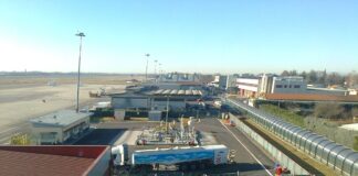 Clandestini vestiti da tifosi della Roma al Canova