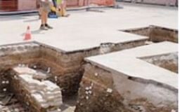 Sotto la piazza antiche residenze