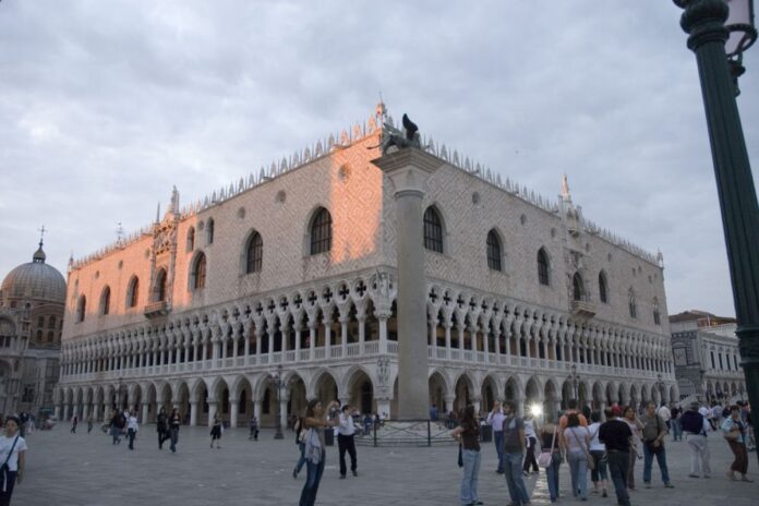 Palazzo Ducale di Venezia (foto di archivio)