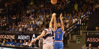 Bologna vince ma Treviso può farcela