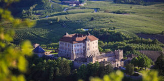 I TRENI DELLE MERAVIGLIE – IN VIAGGIO SLOW TRA I CASTELLI TRENTINI