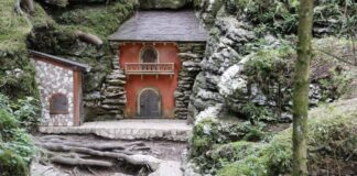 NEL VILLAGGIO DEGLI GNOMI