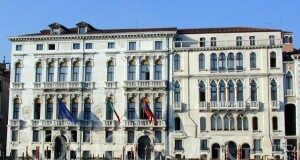 Regione Veneto, approvato il “Piano regionale per la riapertura delle attività produttive”
