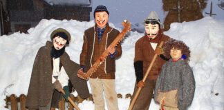 DI MASCHERE E LANTERNE