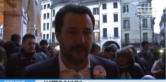 Matteo Salvini a Treviso. l’abbraccio della folla tra applausi, foto e strette di mano