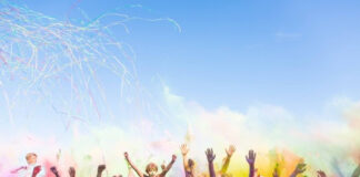 Holi Summer Tour nelle spiagge venete