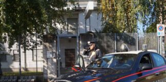Salzano, picchia e minaccia i genitori: allontanato dai Carabinieri
