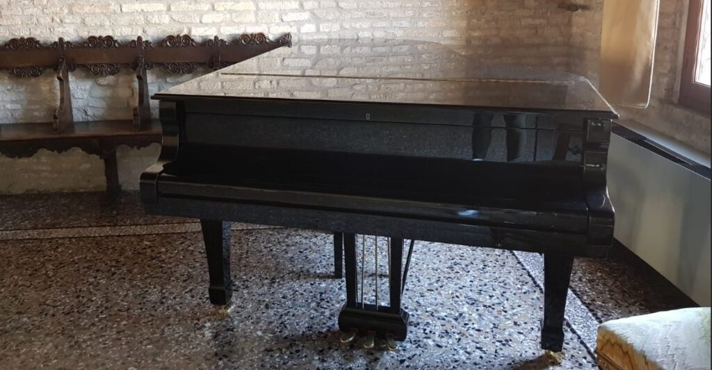 Piano
