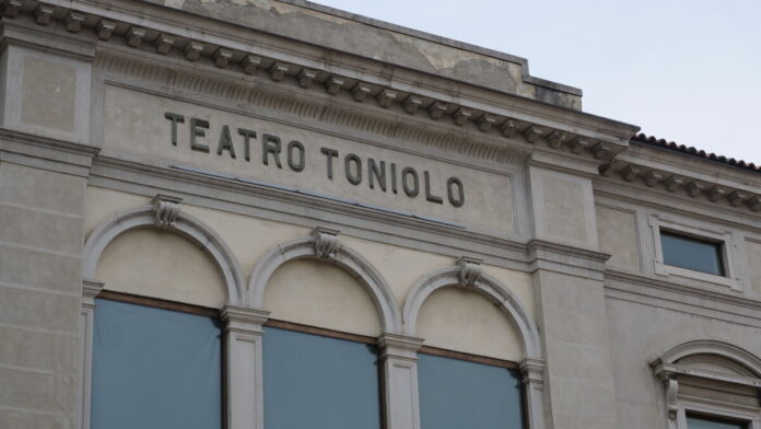 Teatro Toniolo - foto notizieplus