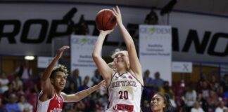 Laura Meldere con la Reyer Femminile Laura Meldere