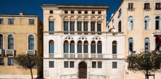 V–A–C Zattere: Porte aperte alla città Facciata Palazzo V-A-C Zattere