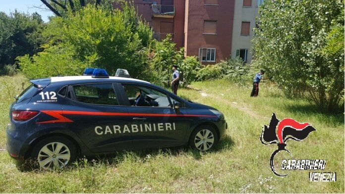 Carabinieri in azione a Marghera