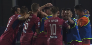 Cittadella-Venezia FC 1-0, salvezza dei lagunari rimandata Proia festeggiato dopo il goal