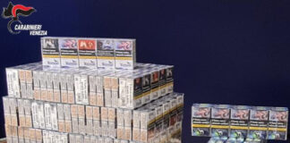 Scassina 5 auto: arrestato. Sequestrati anche 640 pacchetti di sigarette Le sigarette sequestrate