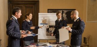 Il calendario 2021 della Polizia di Stato sosterrà il progetto Unicef per l’emergenza Coronavirus La Polizia di Stato con il calendario 2021