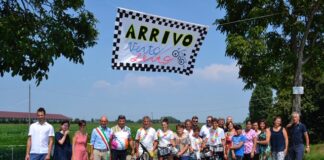 Vento Lento fa tappa a Roncade, a pedalare anche un signore con il Parkinson