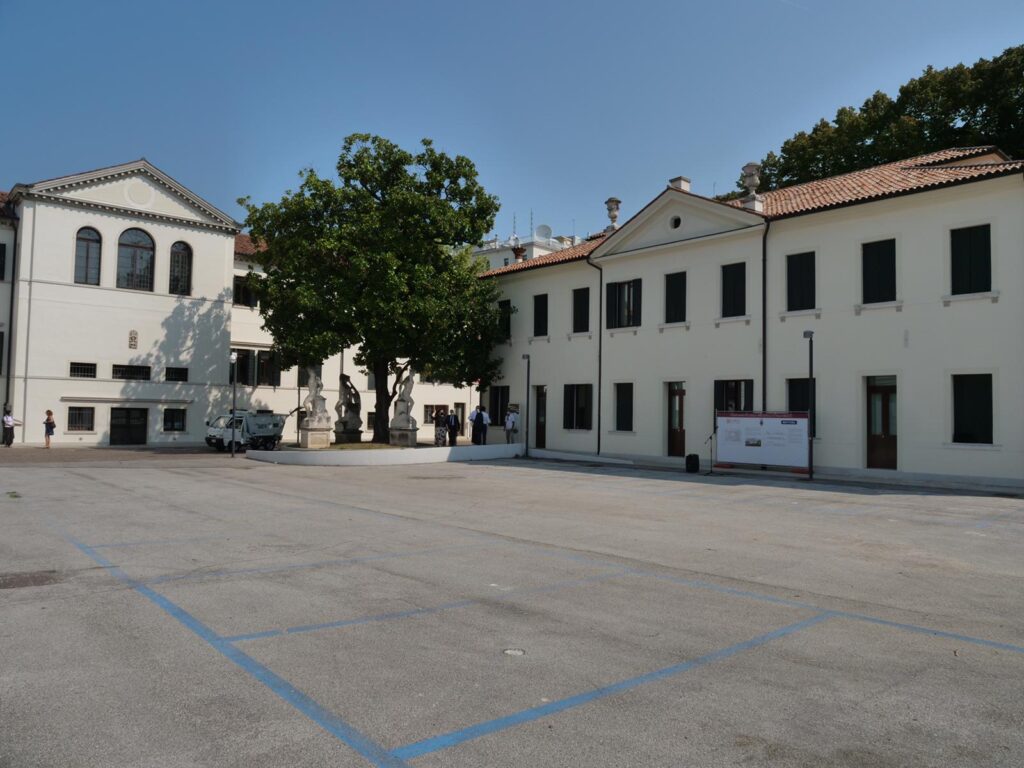 Biblioteca VEZ