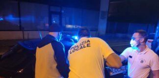 Evade dai domiciliari per comprare eroina: 23enne arrestata dalla Polizia locale L'arresto della 23enne da parte della Polizia Locale