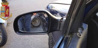 Torna a mietere vittime la “truffa dello specchietto”
