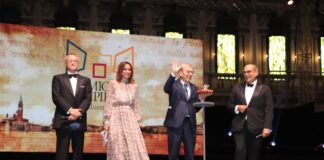 Premio Campiello: la prima in piazza San Marco incorona Rapino