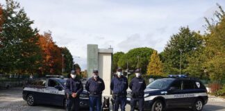 San Donà, al via i controlli antidroga davanti alle scuole con il cane Baskoo