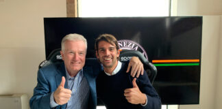 Venezia FC, Ceccaroni: “Niederauer ha detto che siamo degni del top ten della B? Lo ringrazio, ma…” Duncan Niederauer e Pietro Ceccaroni