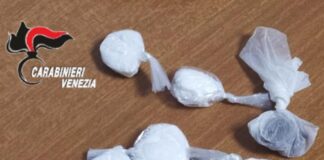 Jesolo, i Carabinieri denunciano due cittadini tunisini trovati in possesso di cocaina e hashish La droga sequestrata