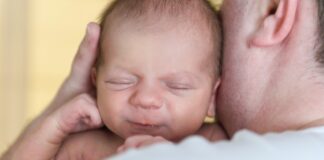 Sudamina: sintomi, cause e come curarla