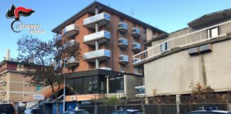 Jesolo: trovate due persone introdotte abusivamente in un albergo inattivo e scoperte 200 munizioni Vetture dei Carabinieri in servizio