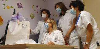 Il Girotondo delle Mamme: domani a Breda di Piave ripartono gli incontri in video Il primario Paola Cavicchioli e il suo staff in videoconferenza con le mamme