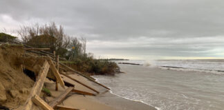 Mareggiate, già in cantiere i primi interventi di protezione a Jesolo Le conseguenze delle mareggiate sul litorale di Jesolo