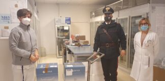 Vaccini: all’Angelo un ultracongelatore a -70 gradi che si può aprire solo ogni due ore L'arrivo dei vaccini alla Farmacia dell'Ospedale dell'Angelo