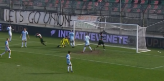 Venezia FC-Virtus Entella 3-2, i lagunari la ribaltano. Ora sono al secondo posto Il goal di Fiordilino contro l'Entella