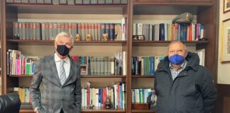 Silvano ha quasi 68 anni e vuole continuare a guidare il suo camion ma la legge non lo consente