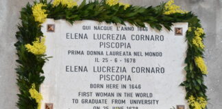 Inaugurata la nuova targa in memoria di Elena Lucrezia Cornaro Piscopia, la prima donna laureata al mondo La Targa in onore di Elena Cornaro