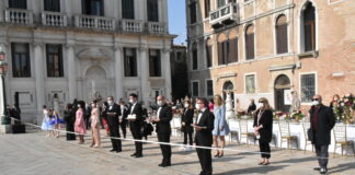 “Insieme per il Wedding”, la protesta degli operatori del settore matrimoni ed eventi La manifestazione insieme per il Wedding a Venezia