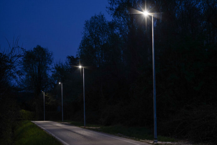 Via Basso illuminata