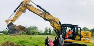 Al via i lavori per il sottopasso di Noale da 8 milioni di euro da sinistra: Vicepresidente Elisa De Berti, Sindaco di Noale Patrizia Andreotti, Francesca Perrone di Rfi, Saverio Centenaro consigliere delegato della Città Metropolitana.