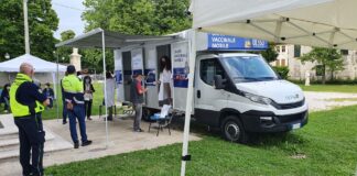 “Un cittadino vaccinato ogni cinque minuti”: è il contributo del camper vaccinale pronto a quattro tappe nel Veneziano