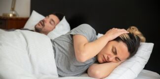 Smettere di russare: i rimedi